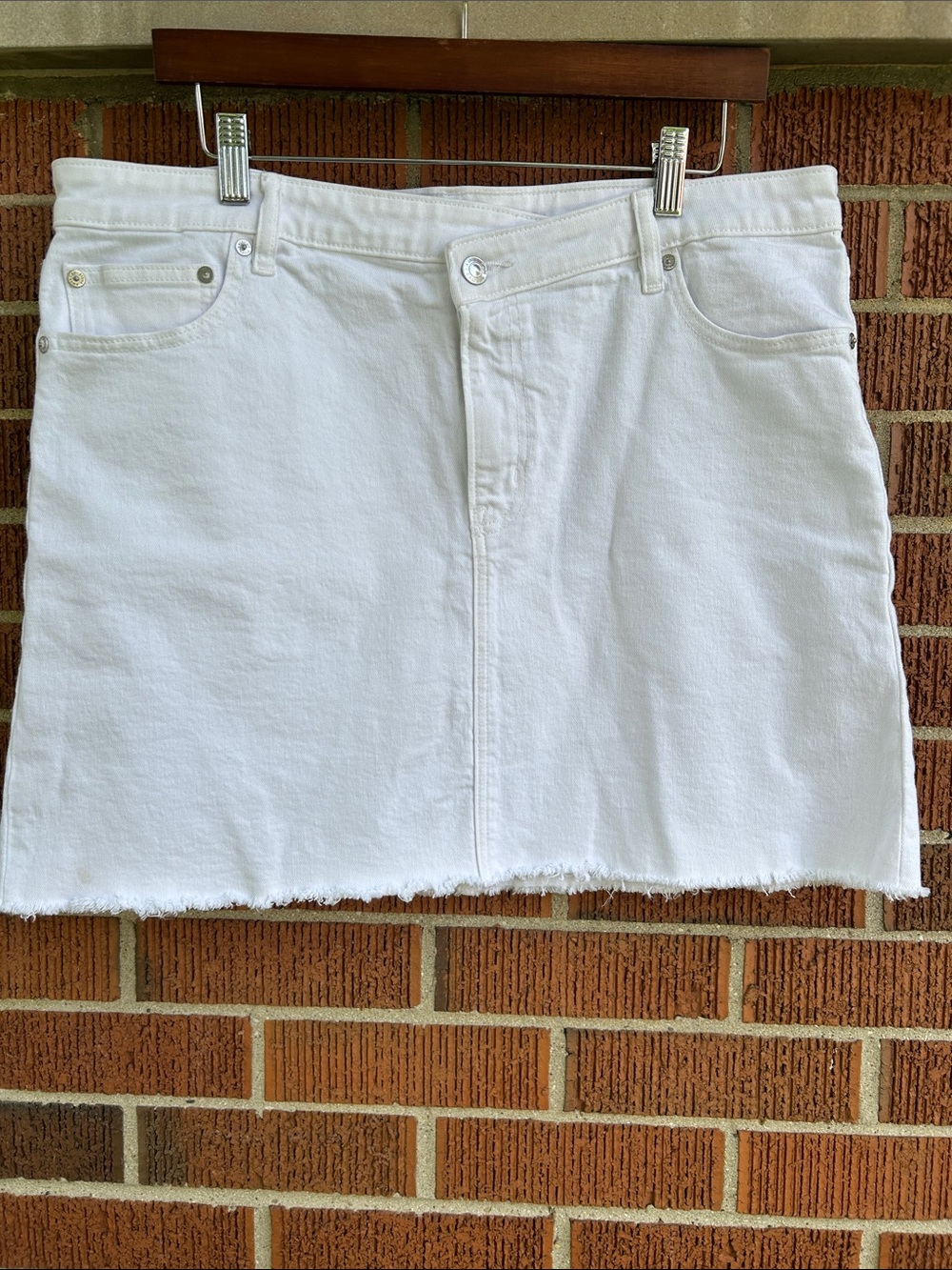 American Eagle Classic White Denim Mini Skirt